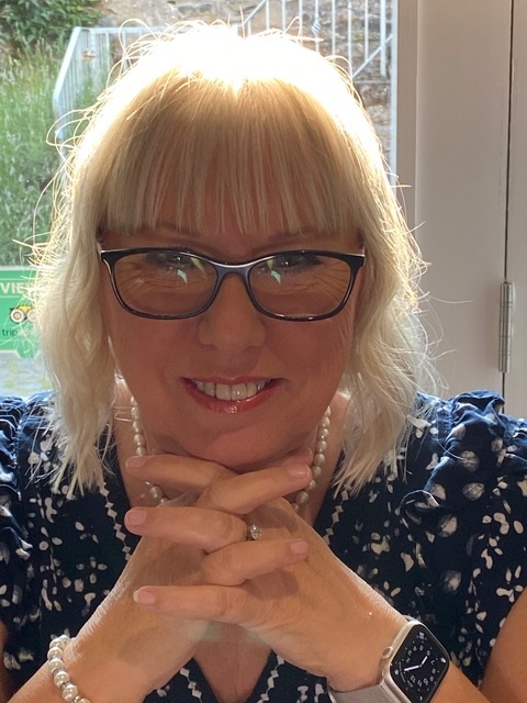 Ann Beckett-Bradslaw